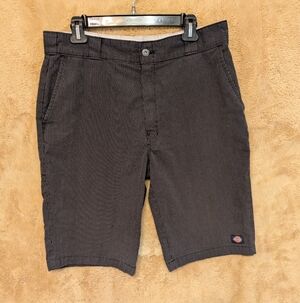 Dickies Men's Striped Dark Gray Flat Front Shorts